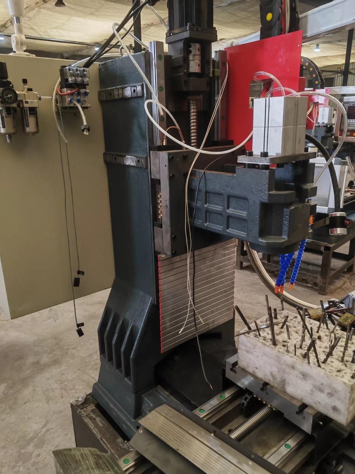 VERTICAL MILLING MACHINE VMC630A